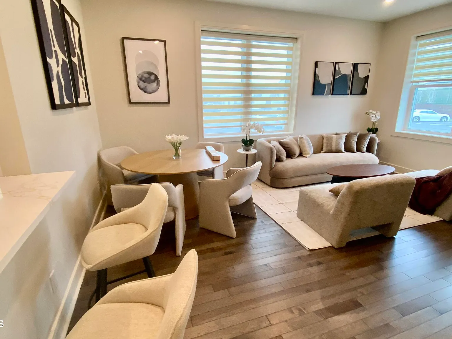 1 bed, 720 sqft, $4,000 — Photo 3