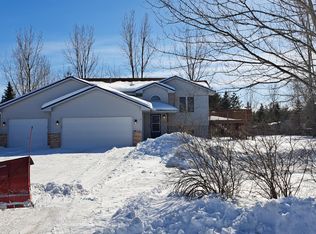 940 236th Ave NW, Saint Francis, MN 55070