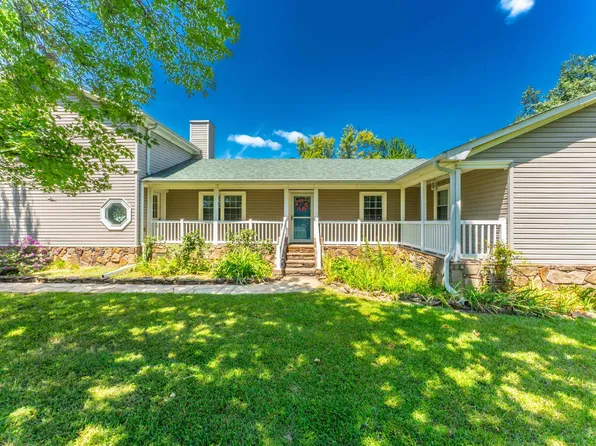 2990 Pheasant Rd, Conway, AR 72034