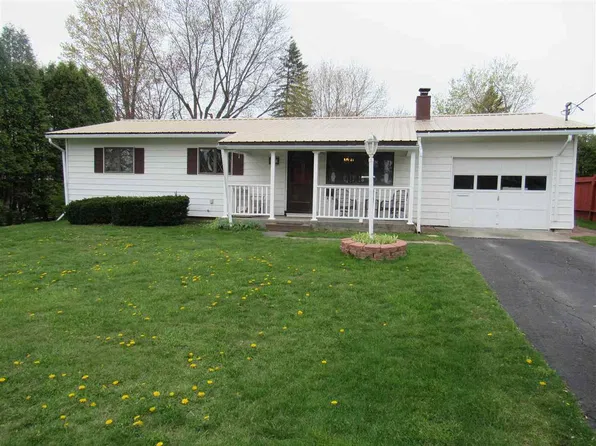 52 Windsor Rd, Massena, NY 13662