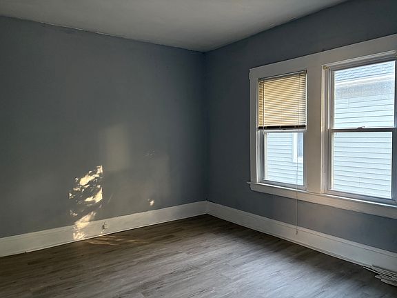 2nd image of 1390 E 109th St #2