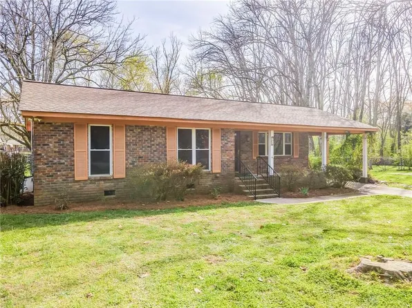 16 Mango Rd NE, Rome, GA 30161