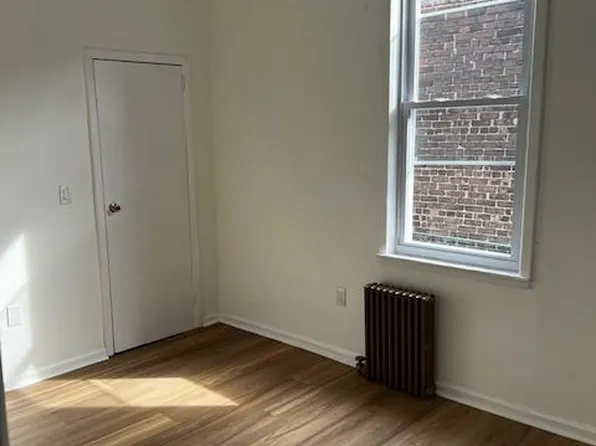 434 67th Street image 9 of 12