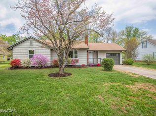 614 Glendale Ave, Clinton, TN 37716