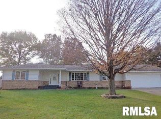 1335 Columbia Ct, Davenport, IA 52804