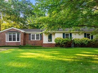 604 Oakdale St, Liberty, NC 27298