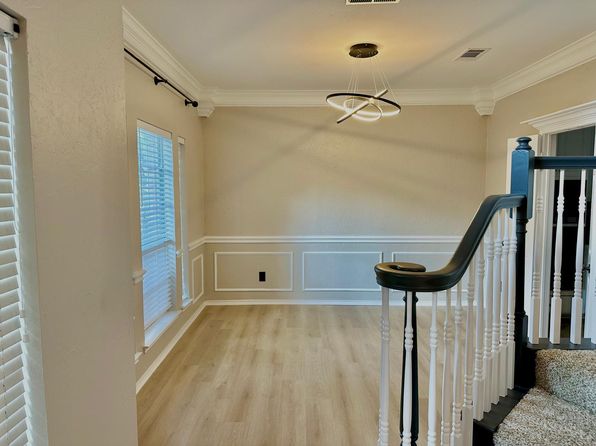 8804 Racquet Club Dr