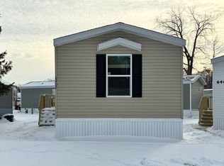 6407 55th St N #420, Oakdale, MN 55128