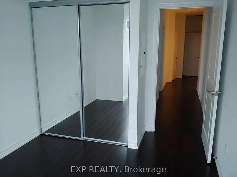 386 Yonge St #3115 — Photo 13