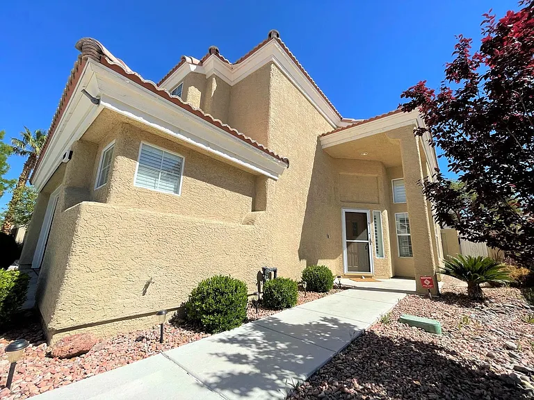 8013 Coral Point Ave — Photo 5