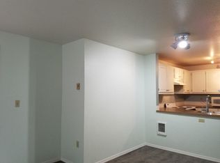 17532 NW Springville Rd UNIT D-5, Portland, OR 97229