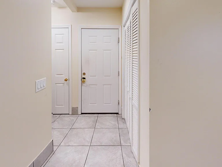 20 Graham St #1 — Photo 14