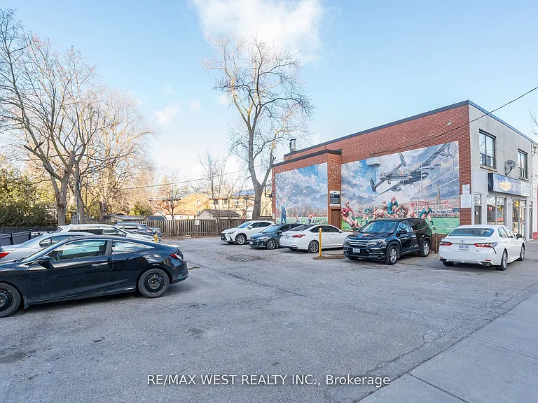 4992 B Dundas St W #2 — Photo 10