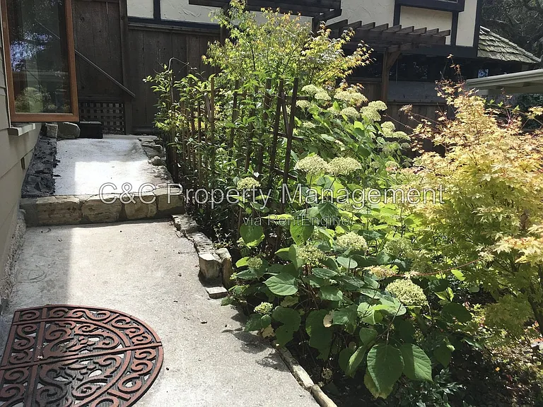 3 Dolores St — Photo 3