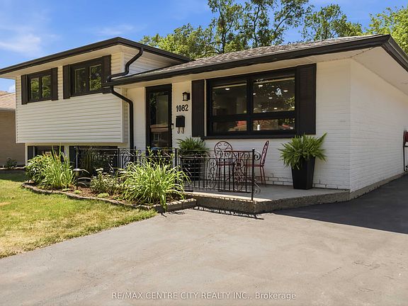 2nd image of 1082 Chippewa Dr