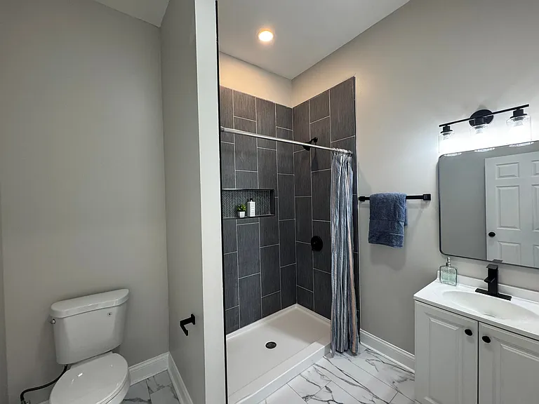 405 Cedar St NW — Photo 15