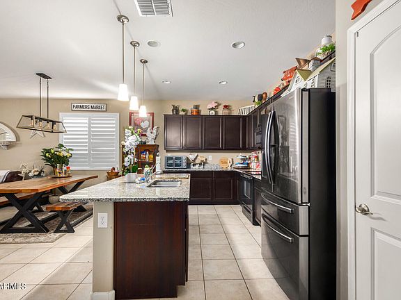 5th image of 23767 W MAGNOLIA Drive