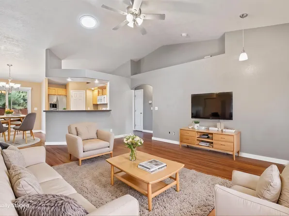 5571 N Edenburgh Pl, Boise, ID 83709