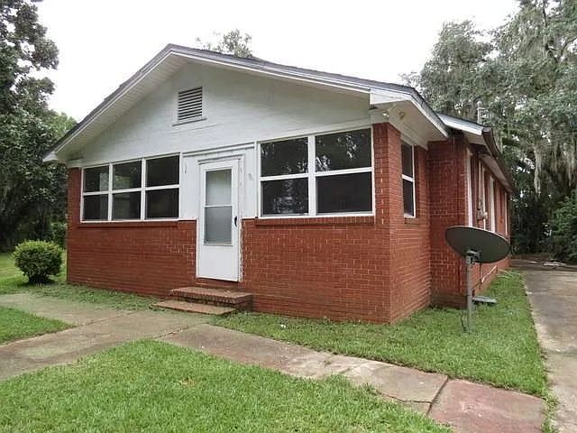 3033 Old Saint Augustine Rd