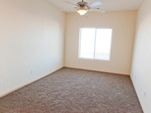 4th image of 1835 SW White Birch Cir Unit 11