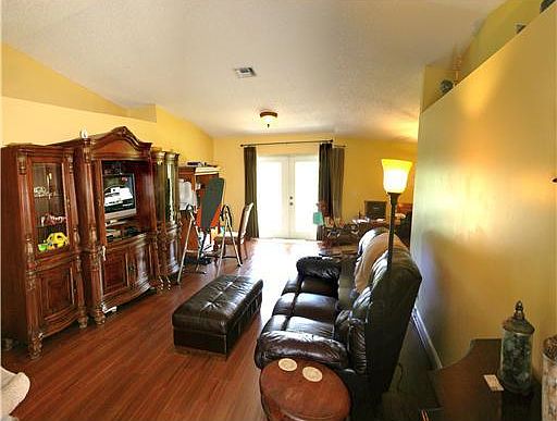 2nd image of 5309 Blueberry Hill