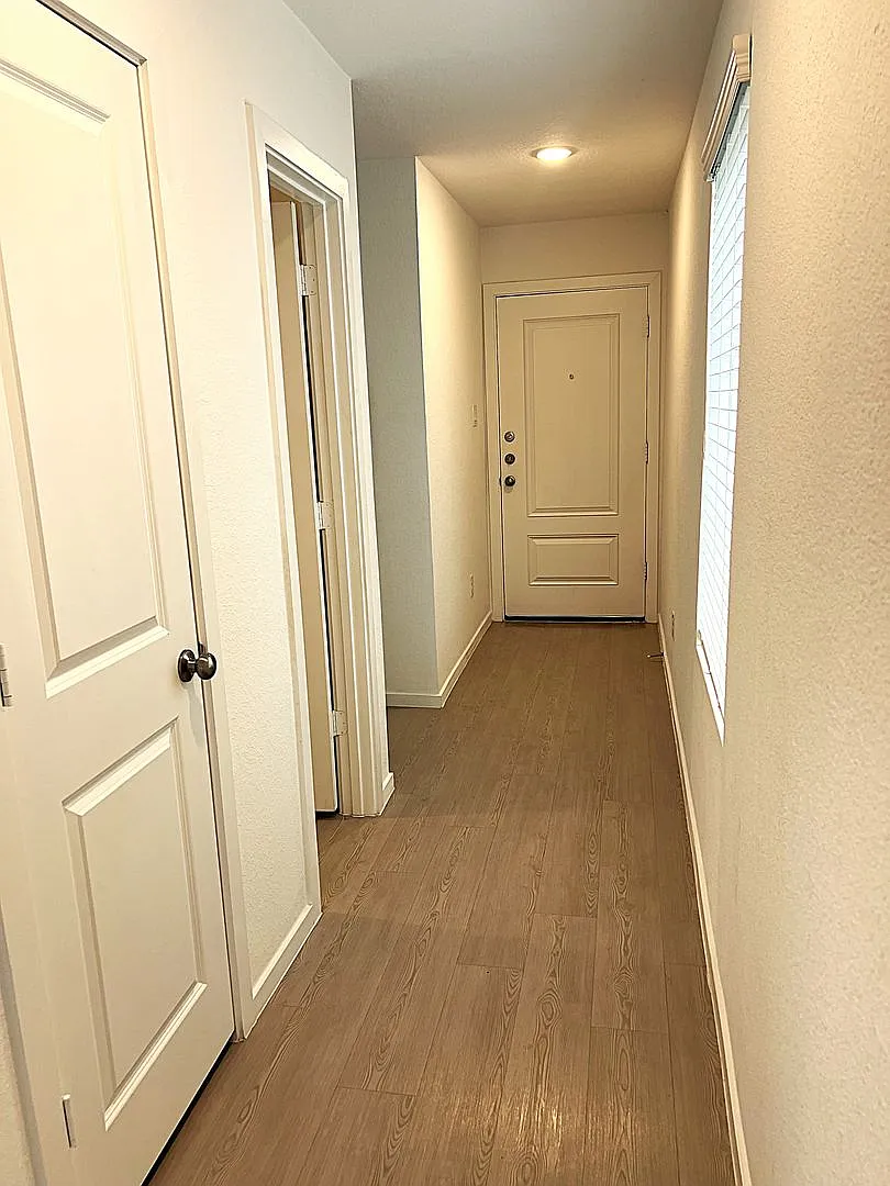 4 Bedroom Home Conveniently Located New Caney House in Tavola — Photo 3