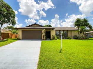 5470 Beaujolais Ln, Fort Myers, FL 33919