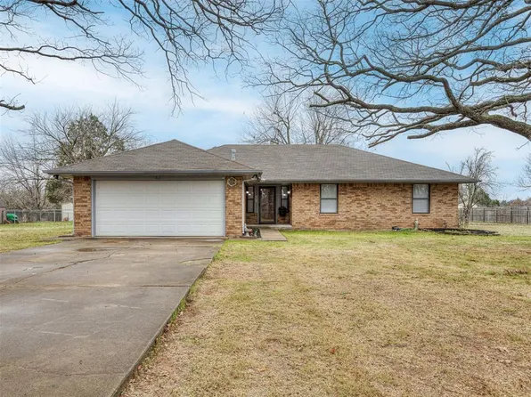 515 Ridgecrest Dr, Guthrie, OK 73044