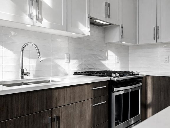 4th image of 32838 Ventura Ave #602