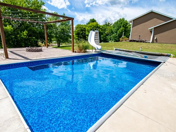 32410 Starland Shore Dr, Dent, MN 56528