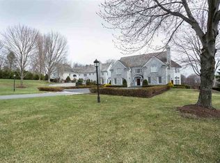 59 Old Niskayuna Rd, Loudonville, NY 12211