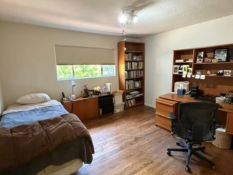 775 Hillcrest Way — Photo 11