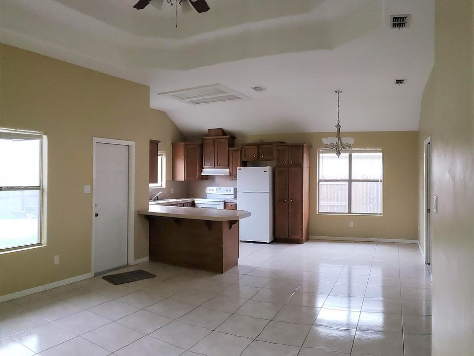 1st image of 3017 Ursula Ave