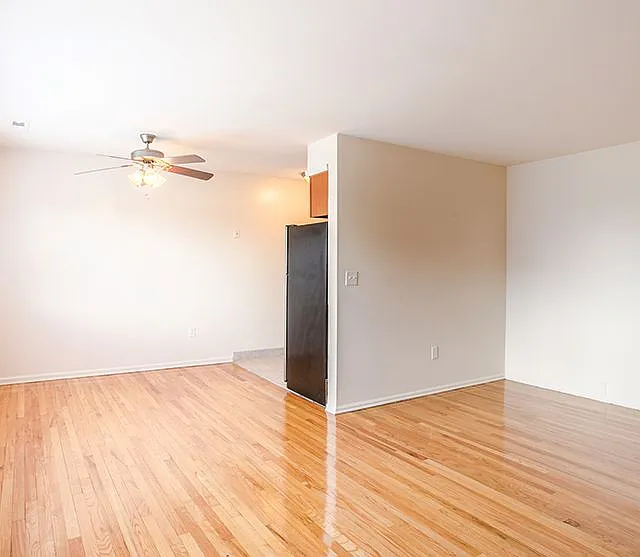 Brick Gardens Apartments — Photo 15