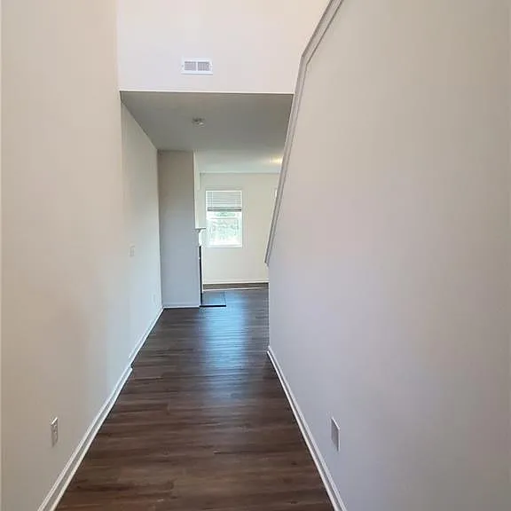 5745 Thornton Dr — Photo 34