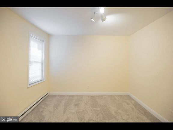 5th image of 1428 W York St Floor 2