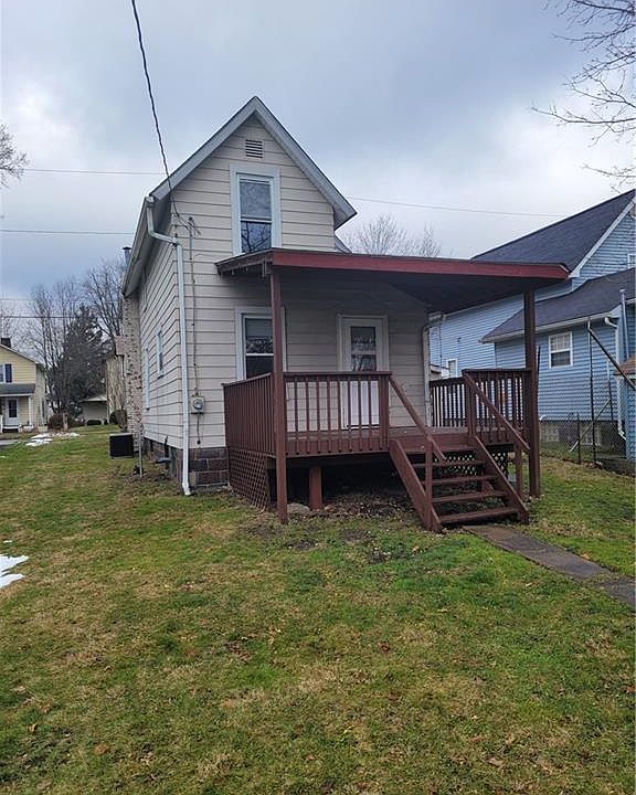 1st image of 394 Somer St