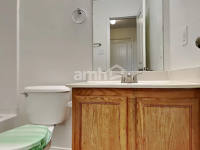 4713 Bridlewood Ln — Photo 14