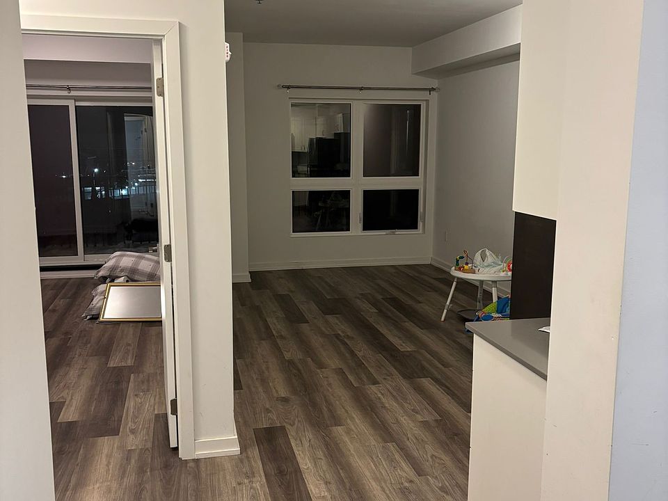 1st image of 430 Essa Rd #326