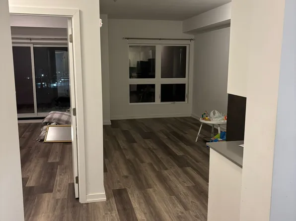 430 Essa Rd, Barrie, ON