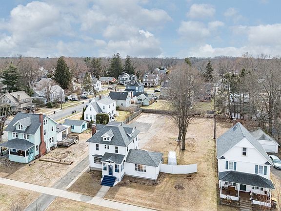 3rd image of 83 Bliss Rd