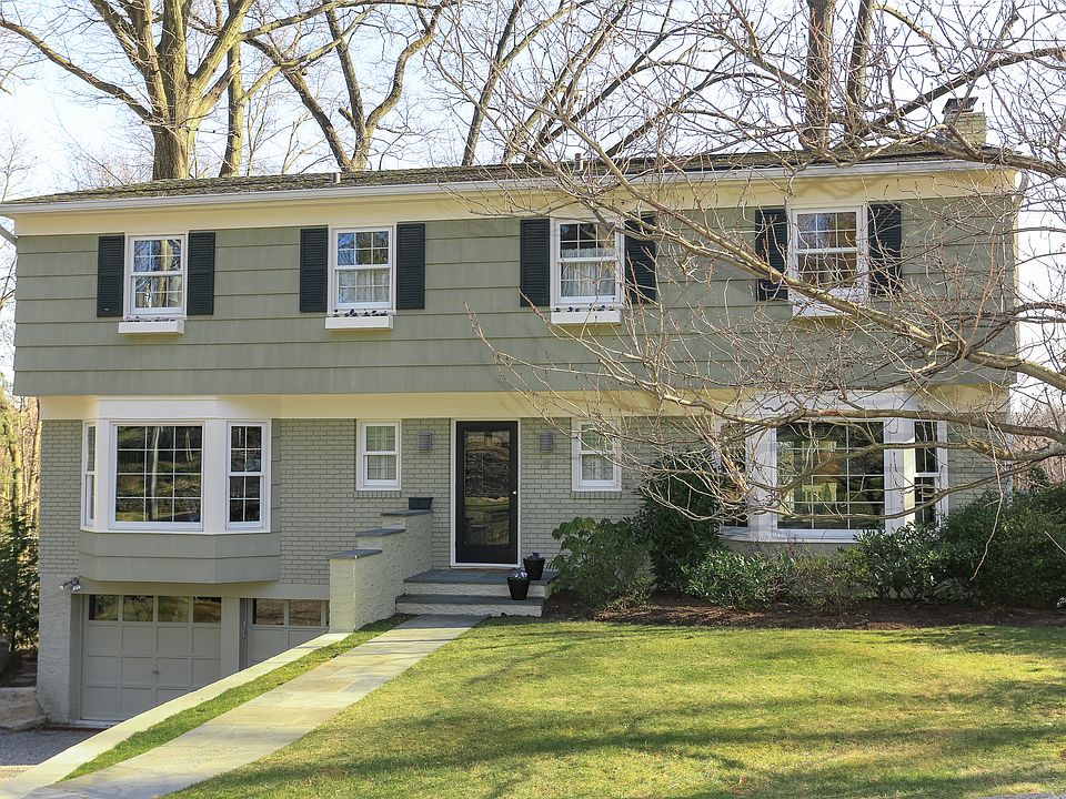1st image of 3 Huguenot Dr