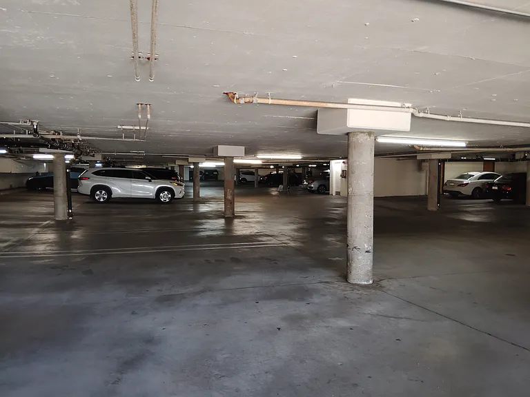 18640 Collins St #201 — Photo 30