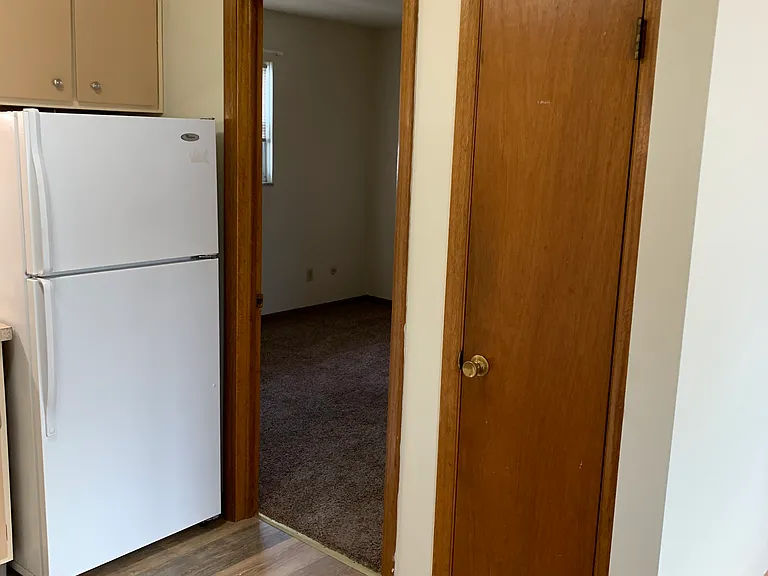 5400 Beacon Hill Rd #D — Photo 8
