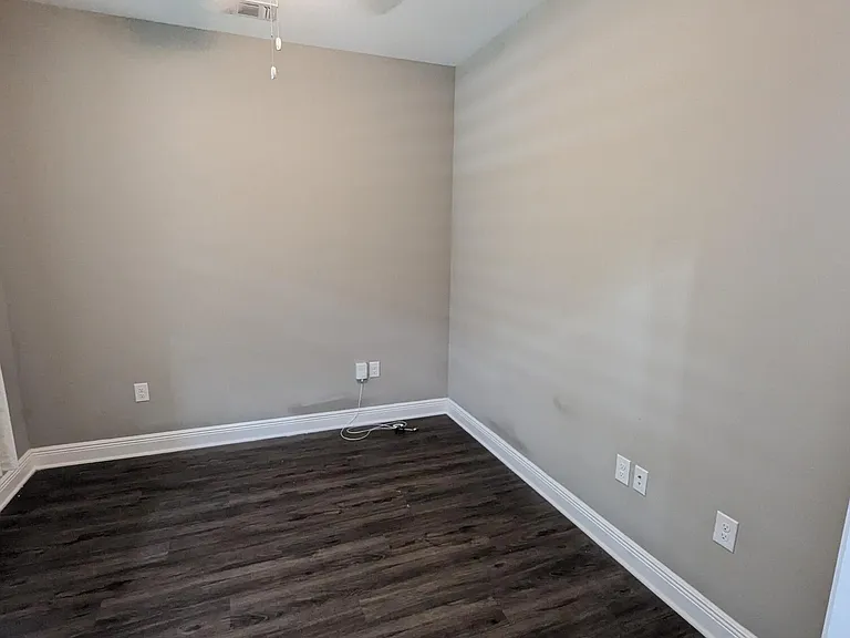 2335 Hadleigh Hills Ct — Photo 3