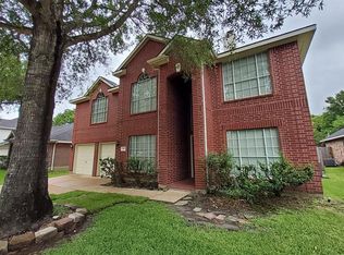 3822 Addison Dr, Pearland, TX 77584