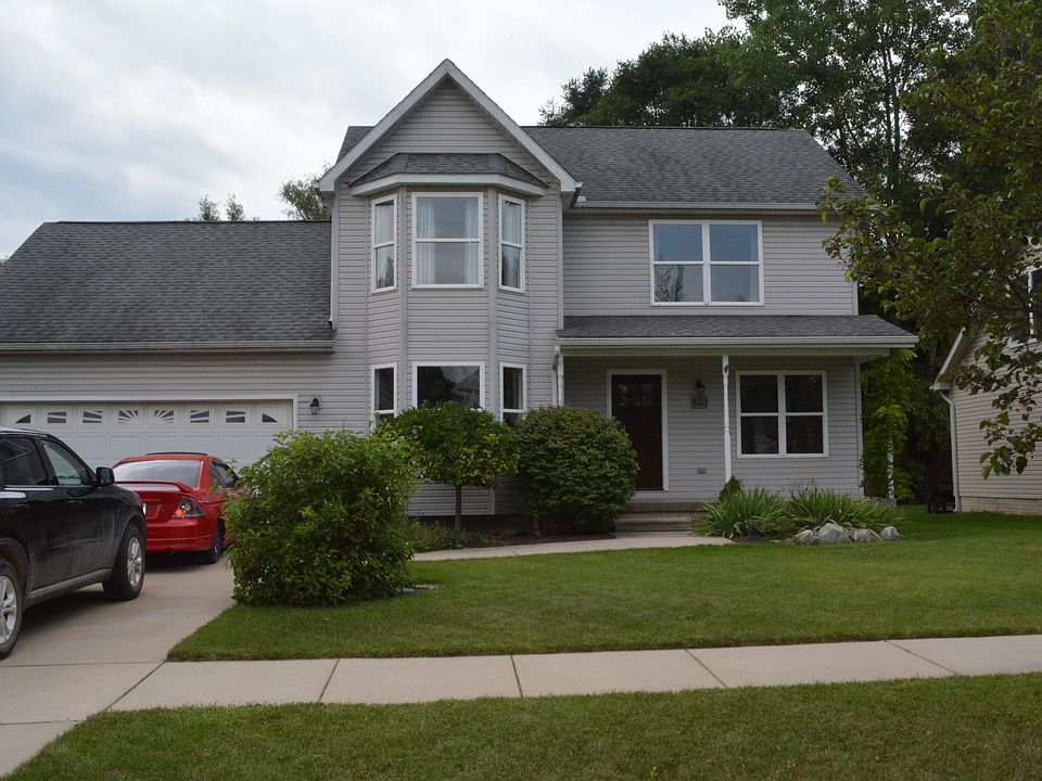 1st image of 420 Mont Eagle St