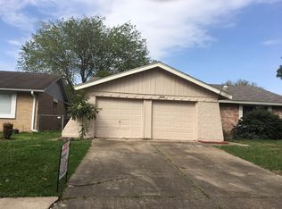5009 E Ridge Creek Dr, Houston, TX 77053