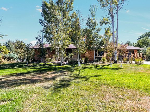 This property sits on a private, 0.5 acre lot