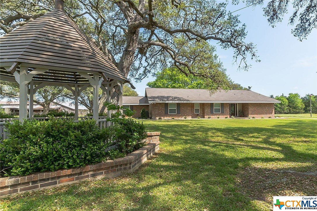 2501 Bryant Rd, Schulenburg, TX 78956 Zillow